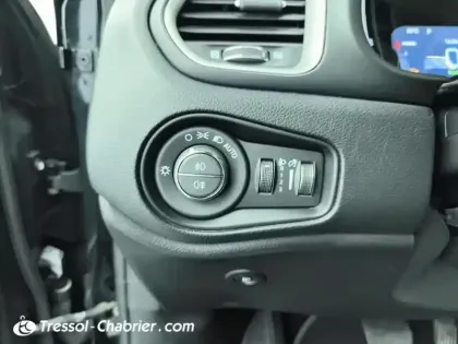 Photo 26 Jeep Renegade  1.3 Turbo T4 190 ch PHEV AT6 4xe eAWD 80th Anniversary