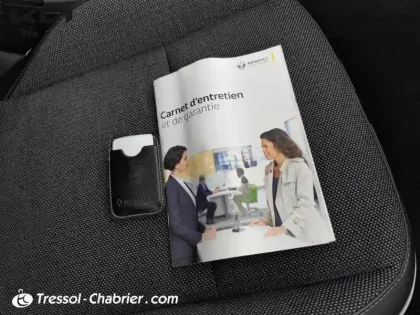 Photo 15 Renault Captur  E-Tech 145 - 21 Intens