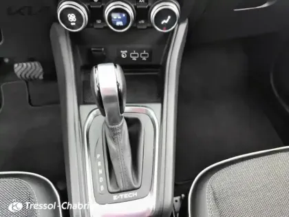 Photo 23 Renault Captur  E-Tech 145 - 21 Intens