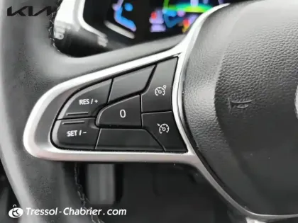 Photo 18 Renault Captur  E-Tech 145 - 21 Intens