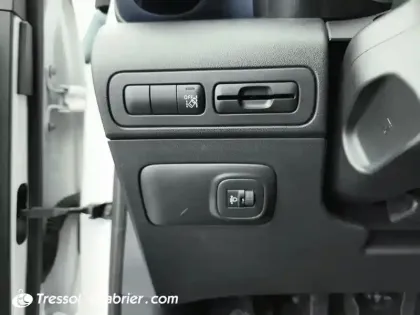 Photo 26 Citroën C3 Aircross  PureTech 110 S&S BVM6 Rip Curl