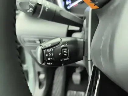 Photo 17 Citroën C3 Aircross  PureTech 110 S&S BVM6 Shine Pack