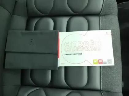 Photo 15 Citroën C3 Aircross  PureTech 110 S&S BVM6 Shine Pack