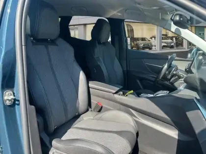 Photo 8 Peugeot 3008  BlueHDi 130ch S&S EAT8 Allure Pack