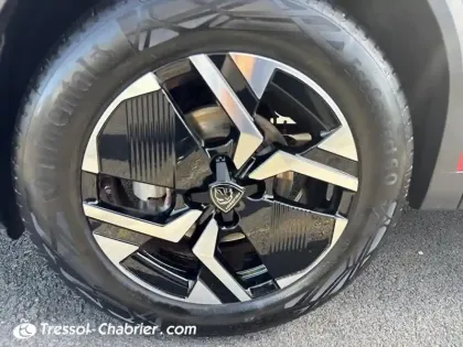 Photo 21 Peugeot 2008  PureTech 130 S&S EAT8 GT