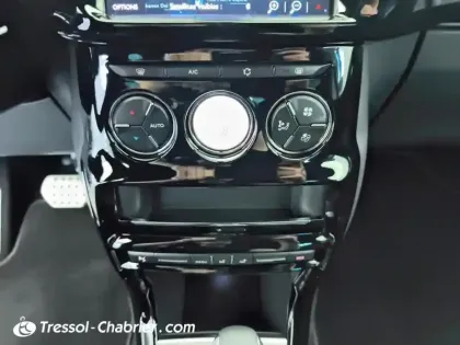 Photo 14 DS DS 3  PureTech 110 S&S EAT6 Performance Line