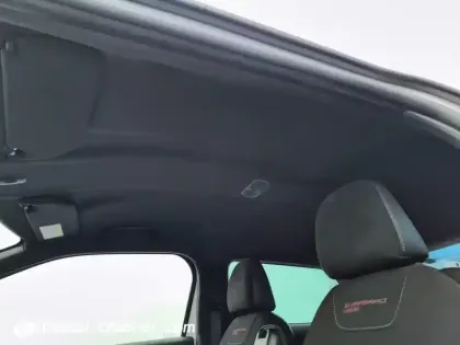 Photo 7 DS DS 3  PureTech 110 S&S EAT6 Performance Line