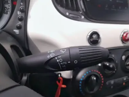 Photo 17 Fiat 500  1.0 70 ch Hybride BSG S/S