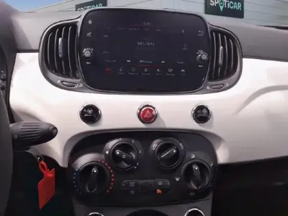 Photo 21 Fiat 500  1.0 70 ch Hybride BSG S/S