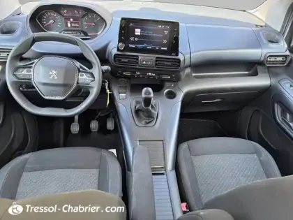 Photo 13 Peugeot Rifter  Standard BlueHDi 100 BVM5 Allure
