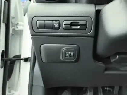 Photo 16 Citroën C3 Aircross  PureTech 110 S&S BVM6 C-Series