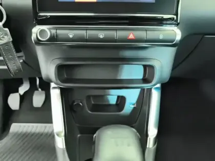 Photo 12 Citroën C3 Aircross  PureTech 110 S&S BVM6 C-Series