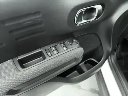 Photo 19 Citroën C3 Aircross  PureTech 110 S&S BVM6 C-Series