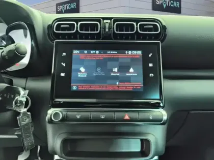 Photo 10 Citroën C3 Aircross  PureTech 110 S&S BVM6 C-Series