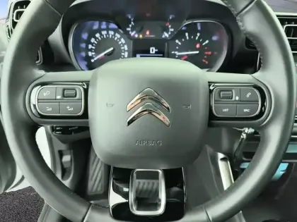 Photo 18 Citroën C3 Aircross  PureTech 110 S&S BVM6 C-Series