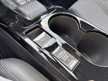 Photo 12 Peugeot 208  PureTech 100 S&S EAT8 GT