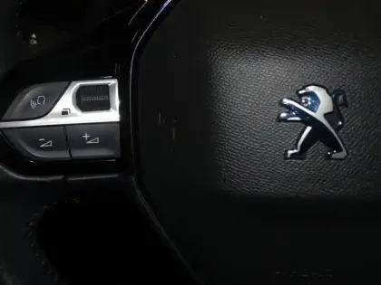 Photo 12 Peugeot 208  1.2 PureTech 75ch S&S Style