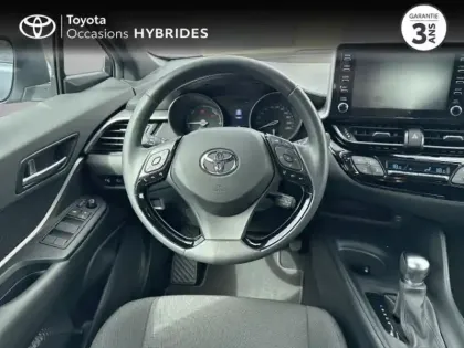 Photo 8 Toyota C-HR  1.8 Hybride 122ch Dynamic Ultimate E-CVT