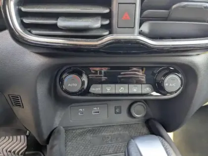 Photo 14 Nissan Juke  1.6 Hybrid 143ch N-Sport 2024