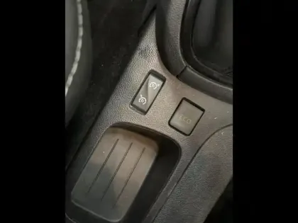 Photo 12 Renault Clio  Sté 1.5 dCi 90ch energy Air MédiaNav E6C