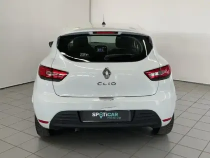 Photo 13 Renault Clio  Sté 1.5 dCi 90ch energy Air MédiaNav E6C