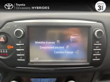 Photo 14 Toyota Yaris  100h Dynamic 5p