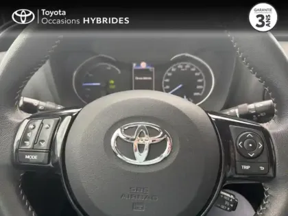 Photo 12 Toyota Yaris  100h Dynamic 5p