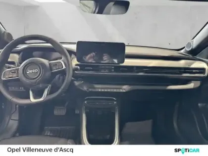 Photo 7 Jeep Avenger  1.2 Turbo T3 110ch MHEV Altitude BVR6 eHybrid