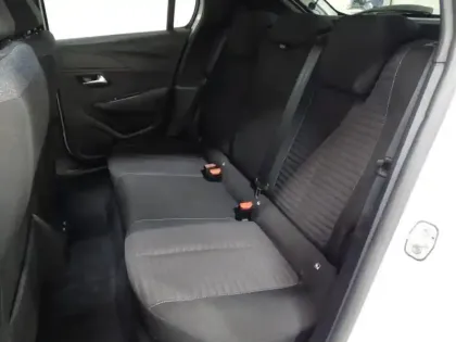 Photo 11 Peugeot 208  e- 136ch Style