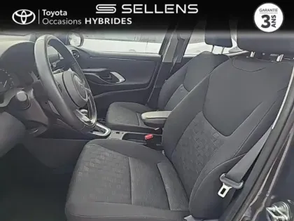 Photo 10 Toyota Yaris  116h Dynamic 5p MC24