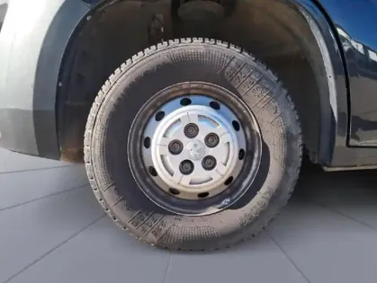 Photo 24 Peugeot Boxer  Fg 330 L2H2 2.2 BlueHDi S&S 120ch Premium