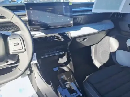 Photo 12 Citroën C3 Aircross  1.2 Hybride 145ch MAX e-DCS6 7 places