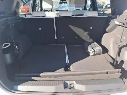 Photo 5 Citroën C3 Aircross  1.2 Hybride 145ch MAX e-DCS6 7 places