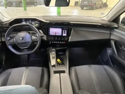 Photo 8 Peugeot 308  1.2 PureTech 130ch S&S Allure Pack EAT8