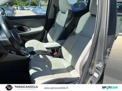 Photo 8 Toyota Yaris  116h Iconic 5p