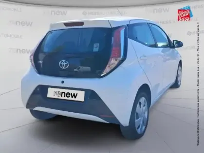 Photo 5 Toyota Aygo  1.0 VVT-i 69ch x-play 5p