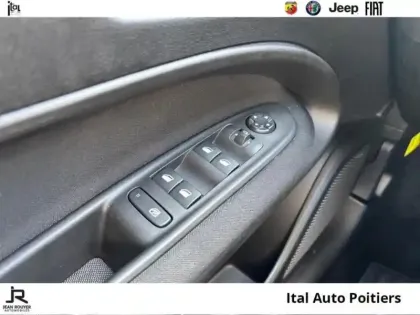 Photo 11 Fiat 600  1.2 Hybrid 100ch DCT6