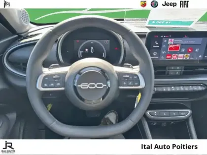 Photo 7 Fiat 600  1.2 Hybrid 100ch DCT6