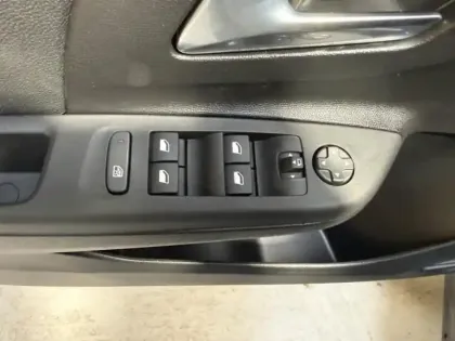 Photo 9 Opel Corsa  1.2 Turbo Hybrid 110ch GS e-DCT6