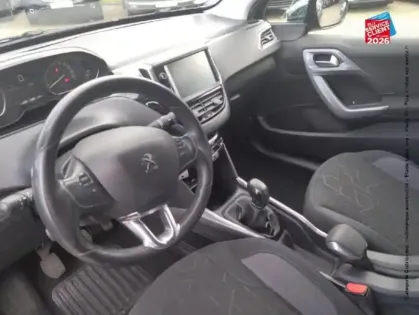 Photo 14 Peugeot 2008  1.2 PureTech 82ch E6.c Style S&S