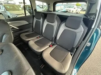 Photo 8 Citroën C4 Picasso Grand C4 SpaceTourer PureTech 130ch S&S Feel E6.d