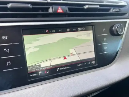 Photo 10 Citroën C4 Picasso Grand C4 SpaceTourer PureTech 130ch S&S Feel E6.d