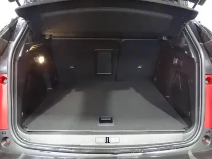 Photo 11 Peugeot 3008  Plug-in Hybrid 225ch GT e-EAT8