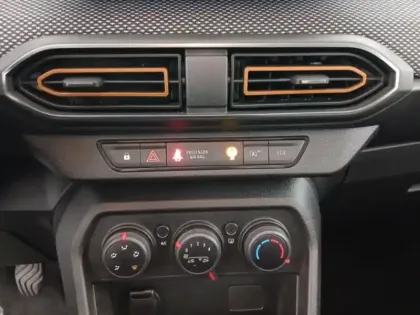 Photo 14 Dacia Sandero  1.0 ECO-G 100ch Stepway Confort -22