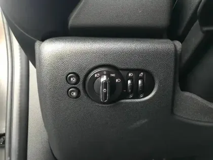 Photo 8 Mini Mini  Cooper 136ch Chili