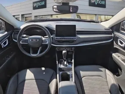 Photo 8 Jeep Compass  1.3 GSE T4 150ch Limited 4x2 BVR6