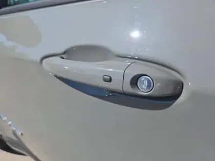 Photo 11 Jeep Compass  1.3 GSE T4 150ch Limited 4x2 BVR6