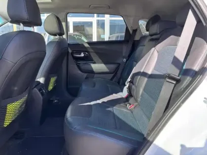 Photo 13 Kia Niro e- Premium 204ch