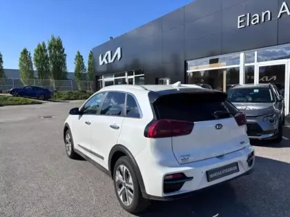 Photo 6 Kia Niro e- Premium 204ch