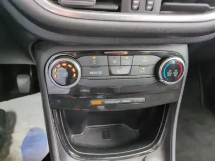 Photo 9 Ford Puma  1.0 Flexifuel 125ch S&S mHEV Titanium